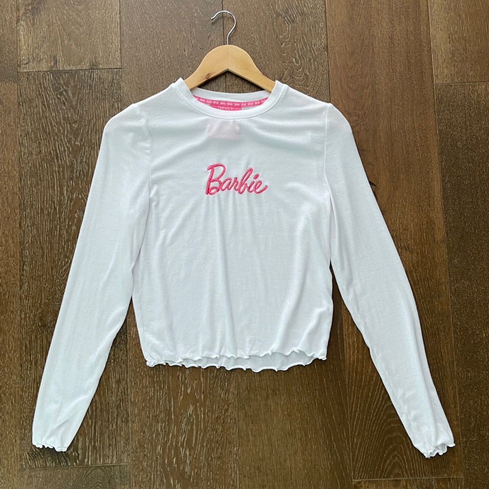 Barbie X Forever21 Long sleeve White Shirt w/ Pink Logo Scalloped Edge Sz Large